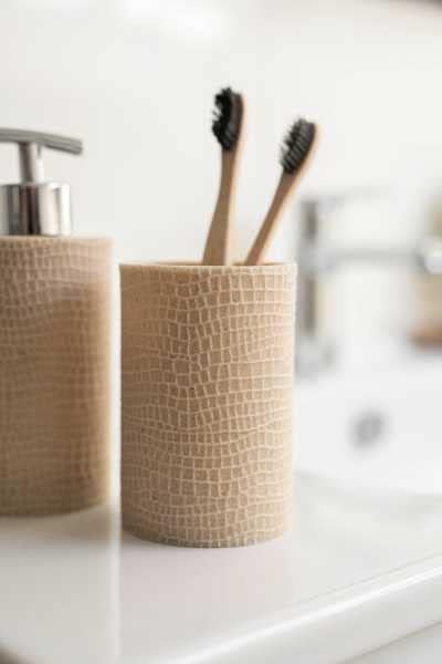 WENKO Peanut Soap Dispenser 024L Beige