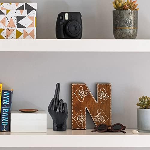MOLIGOU Hand Gesture Desk Statue Decor