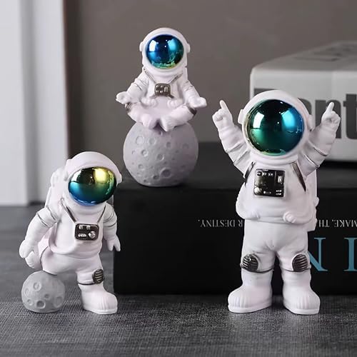 Gradient Astronaut Statues Set of 3 - Space Decor