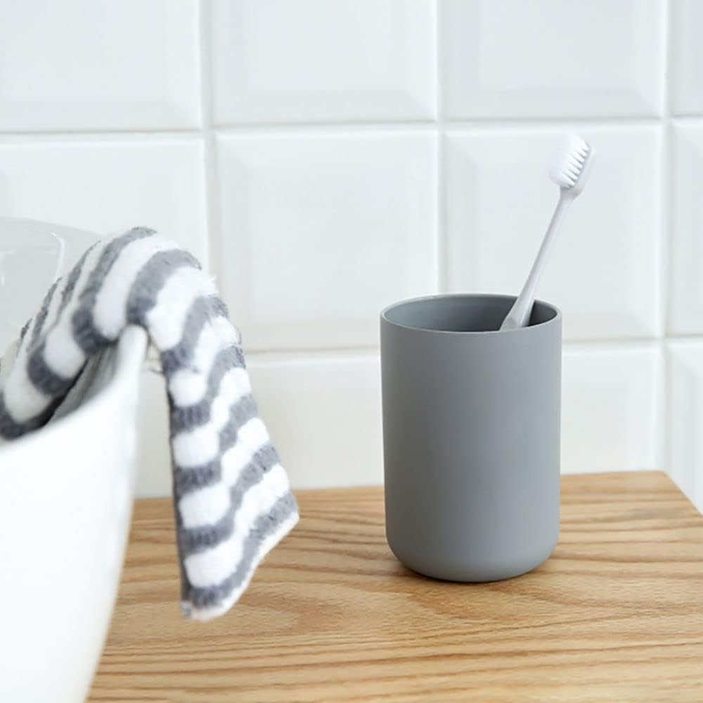 Reusable Plastic Water Tumbler for Bathroom and Travel Use
