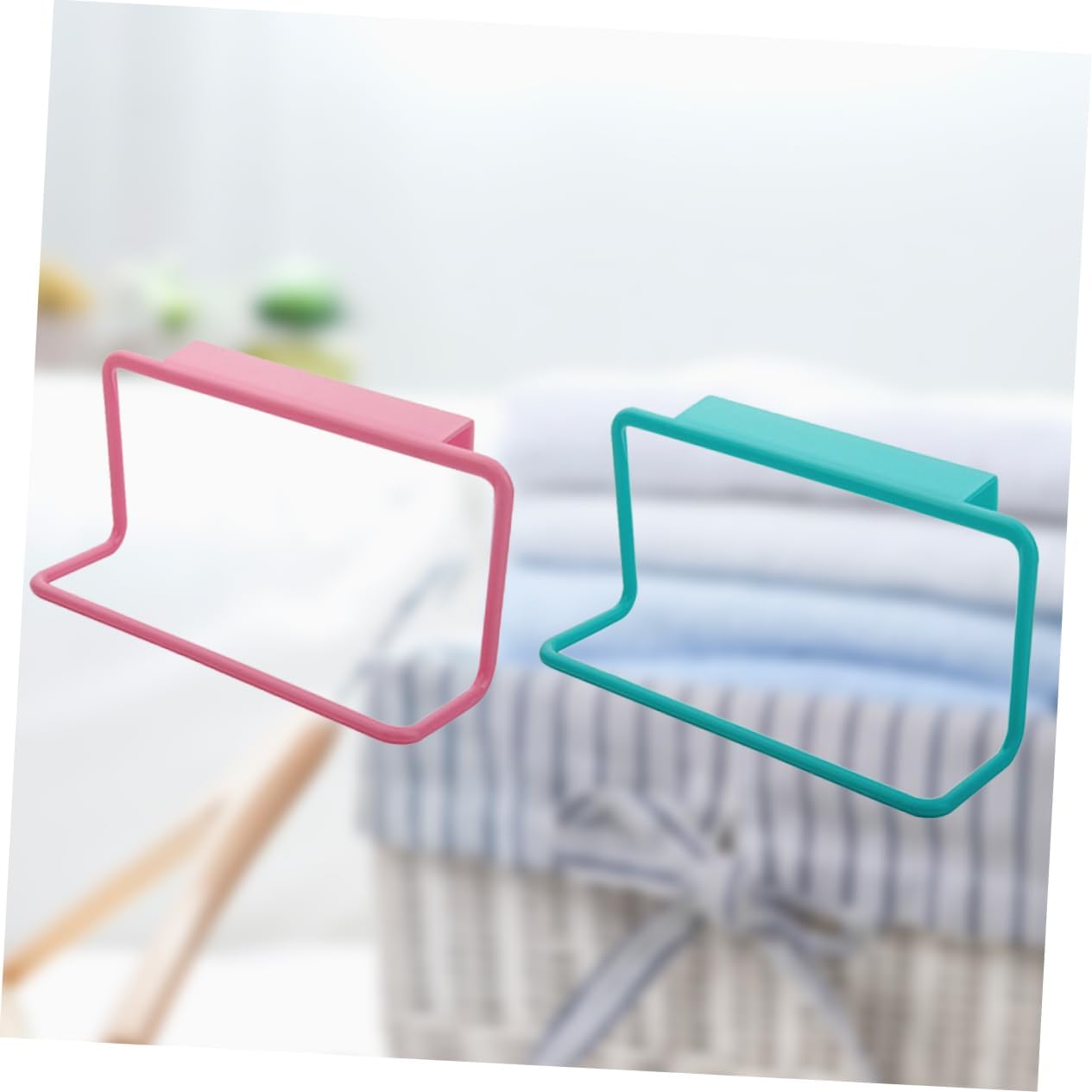 FOYTOKI 2Pcs Towel Racks Door Hanger Space Saving