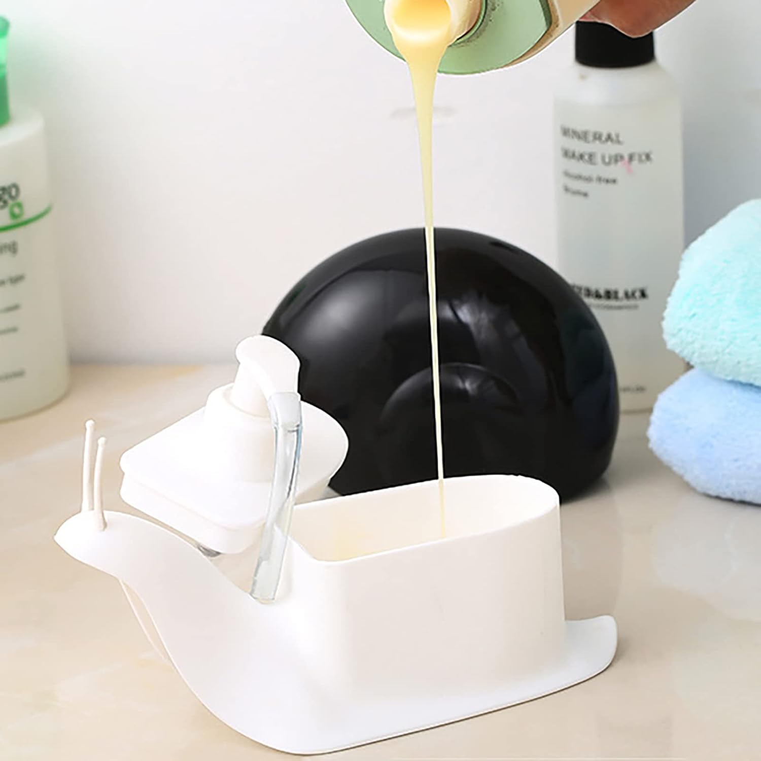 Cute Snail Hand Soap Dispenser 120ml Black