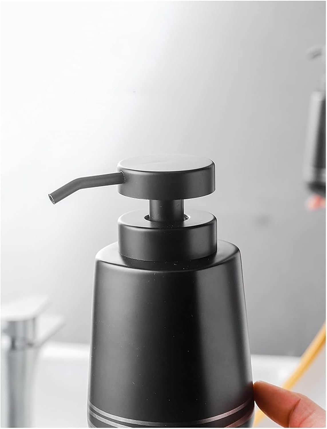4-Piece Bathroom Dispenser Set with Pump Black