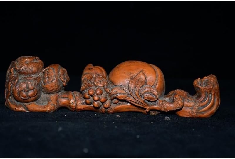 Handcrafted Boxwood Peach Lucky Statue Decor