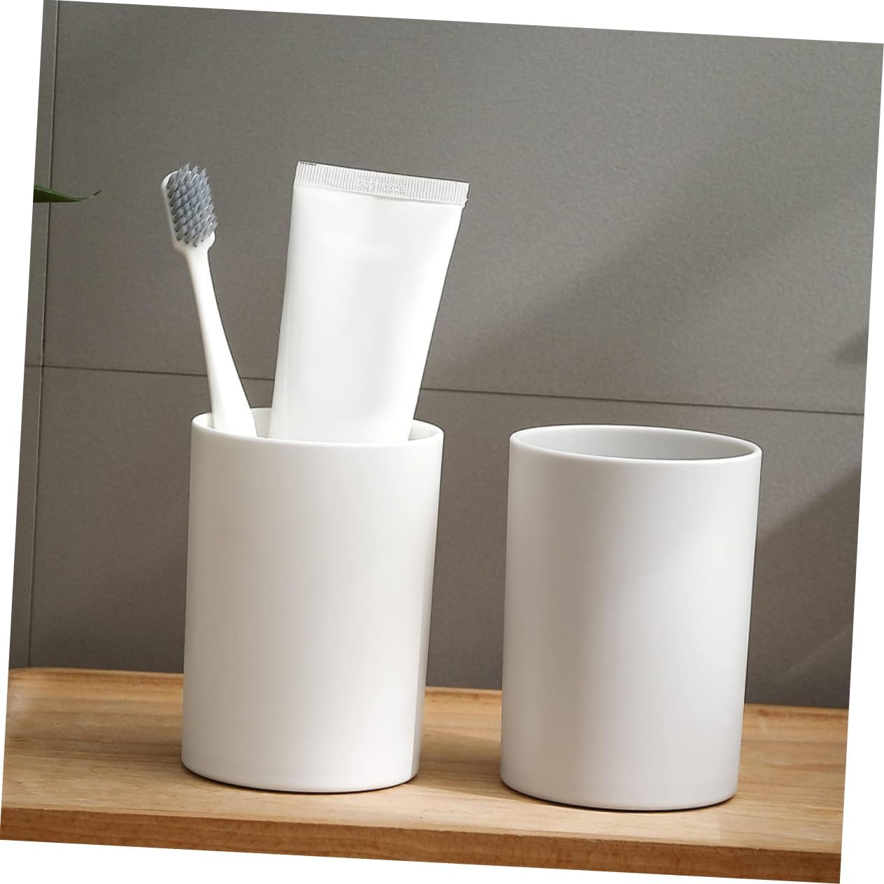 Garneck Unbreakable Toothbrush Cup Set for Travel
