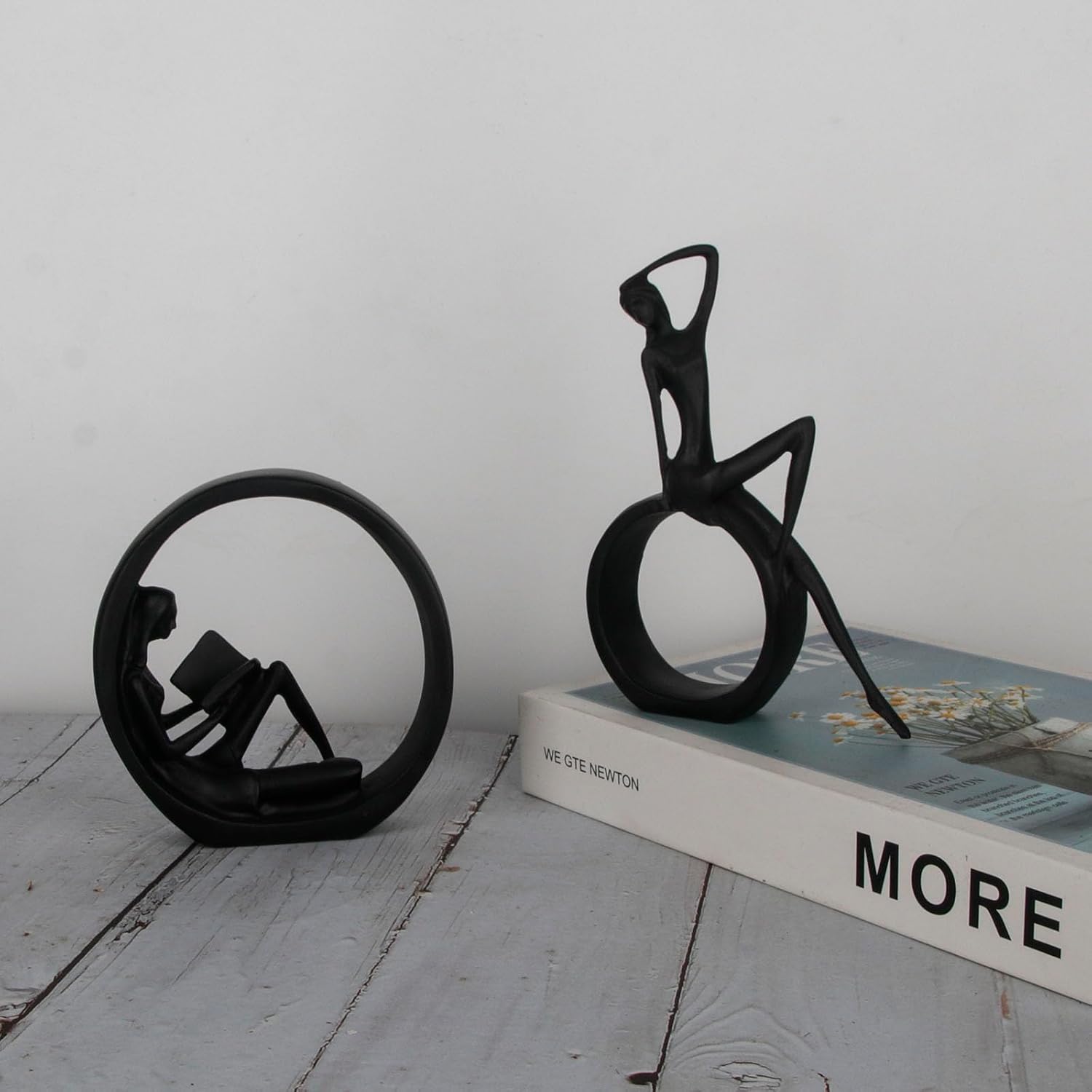 Modern Abstract Art Bookshelf Decor - Black Girl Statue Figurines 1
