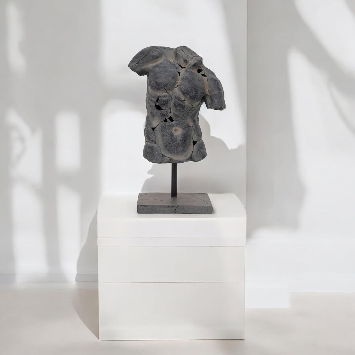 Sagebrook Home Modern Cracked Torso Resin Statue 1