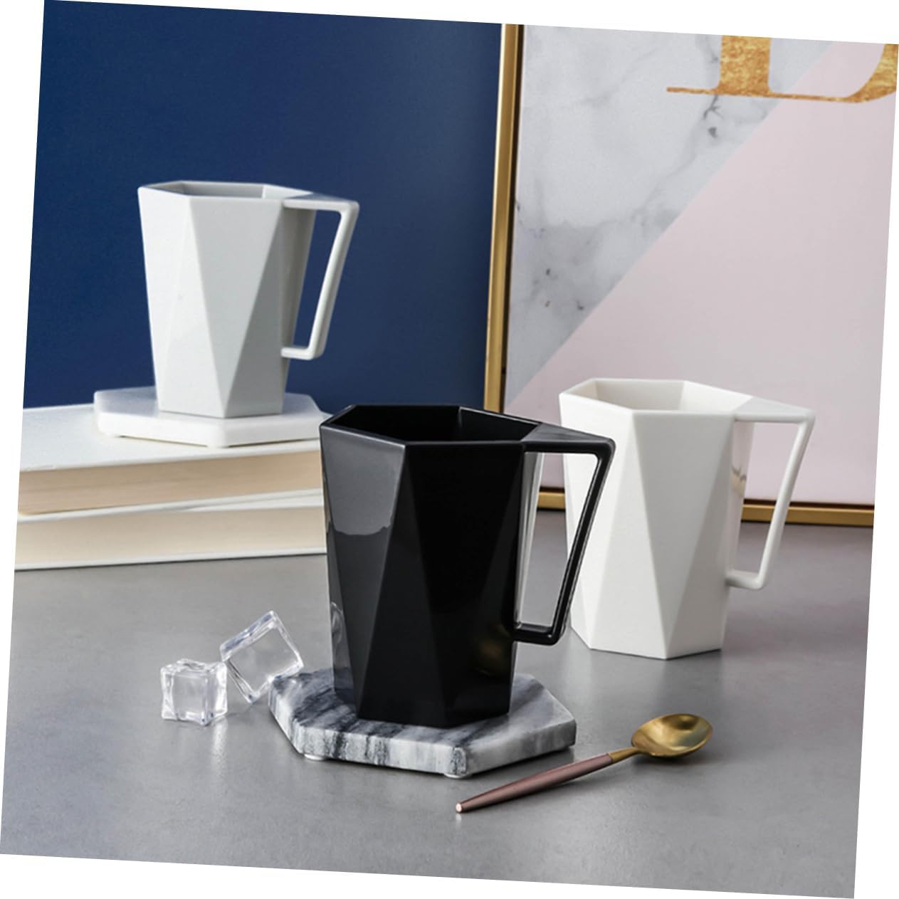 Unomor Plastic Toothbrush Cup with Handle