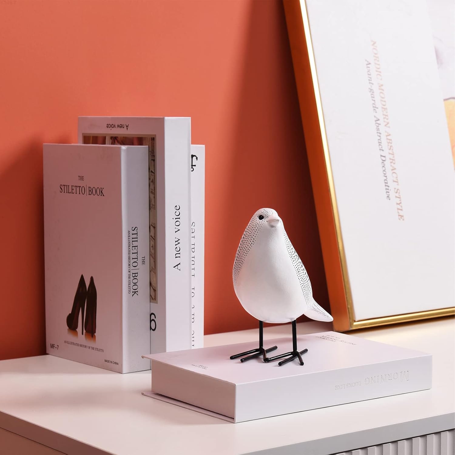 Quoowiit Bird Figurine with Polka Dots Design 1