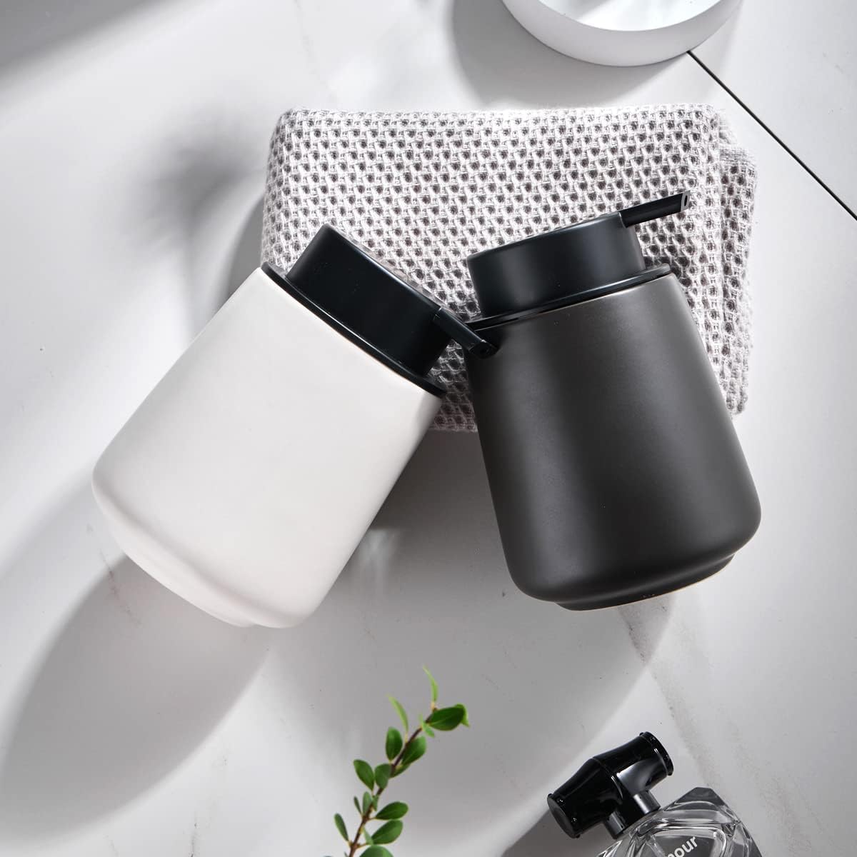 Eyrozia 12Oz White Ceramic Soap Dispenser with Black Pump