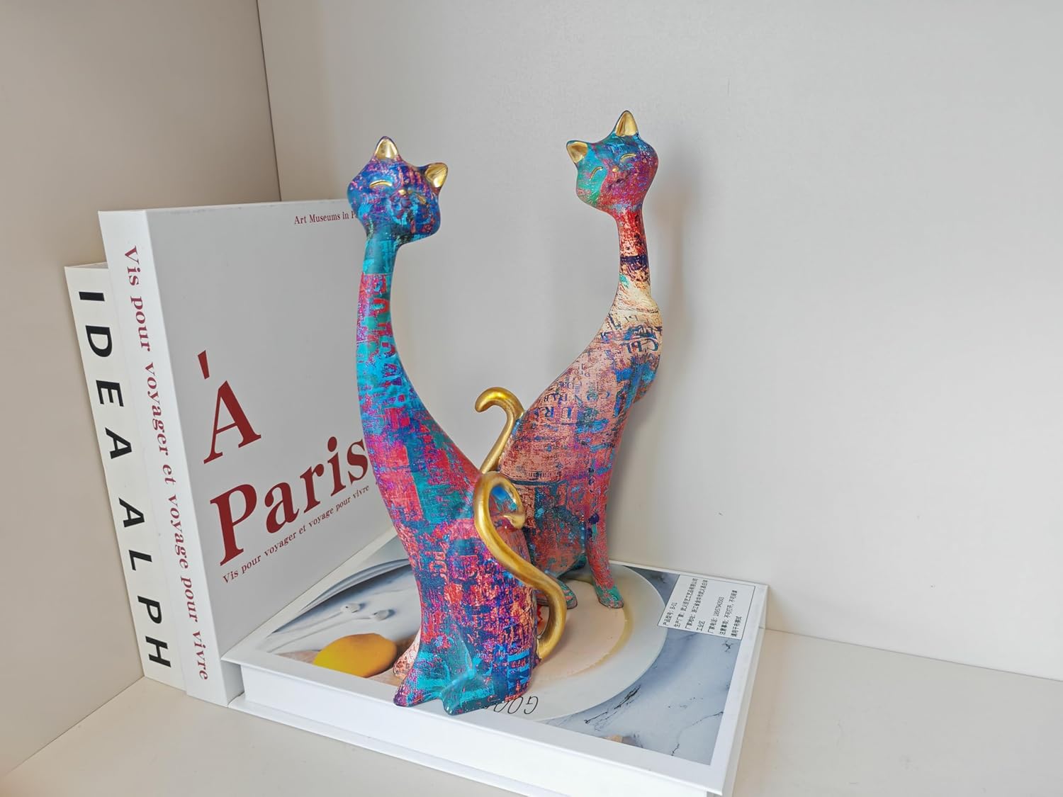 2 pcs Oil Painting Resin Cat Art Decor Sculptures