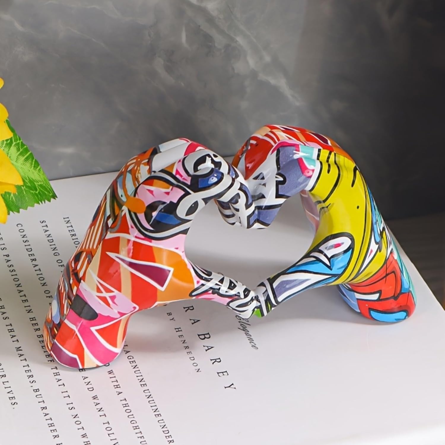 Personalized Graffiti Heart Decor Figurine for Home and Office