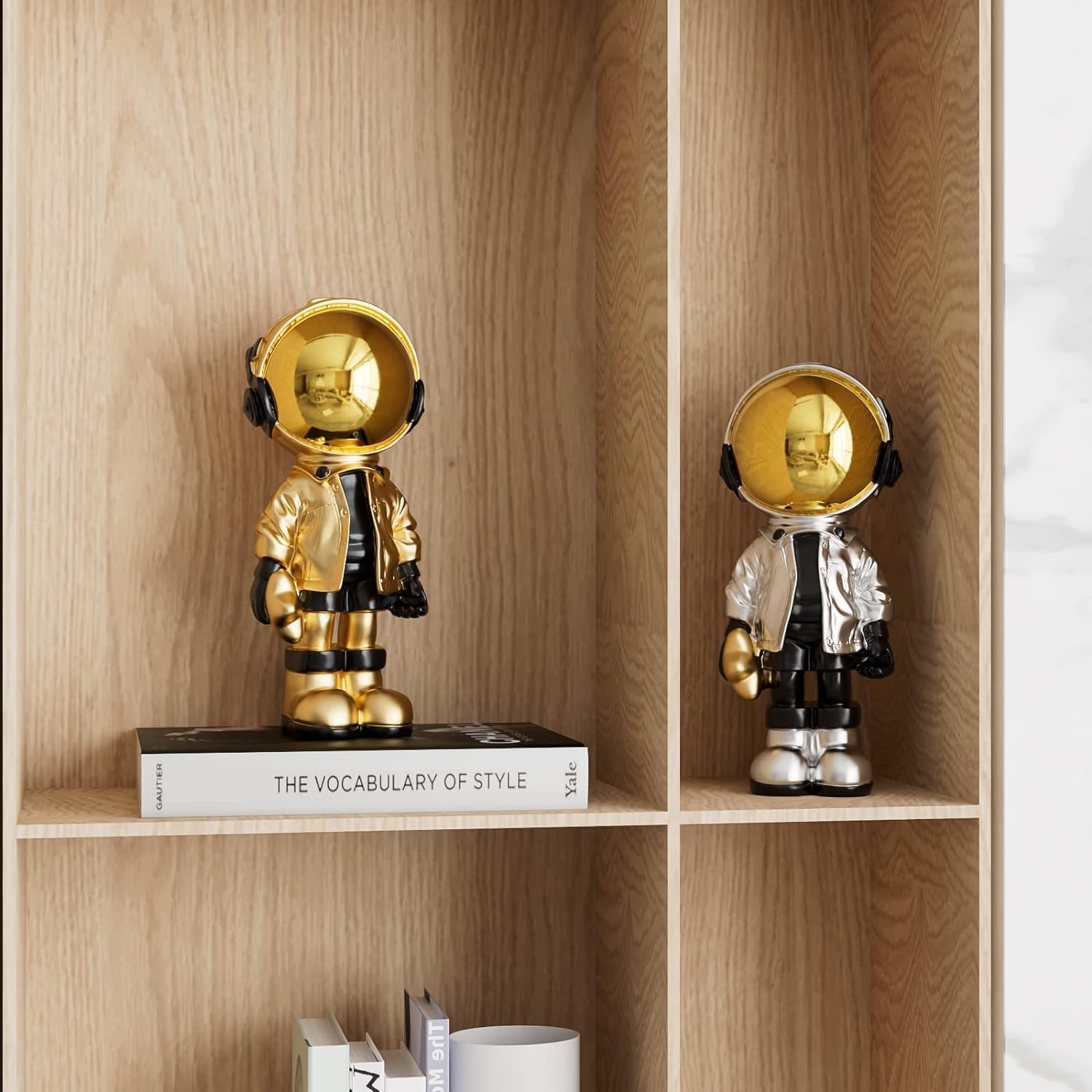 EZ4ENCE Astronaut Statue Gold Black Metal Decor