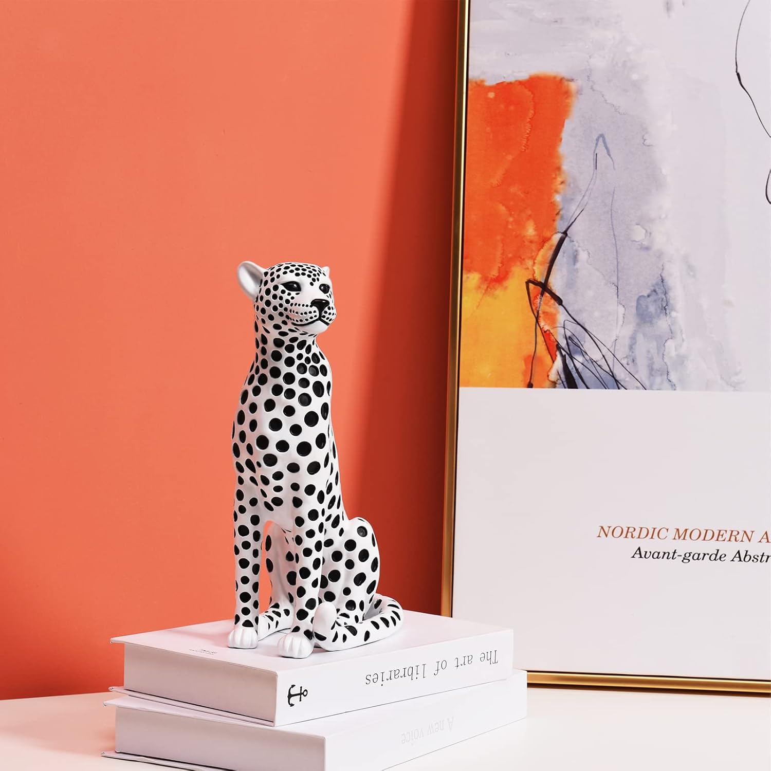 Quoowiit Leopard Sculpture for Home Decor