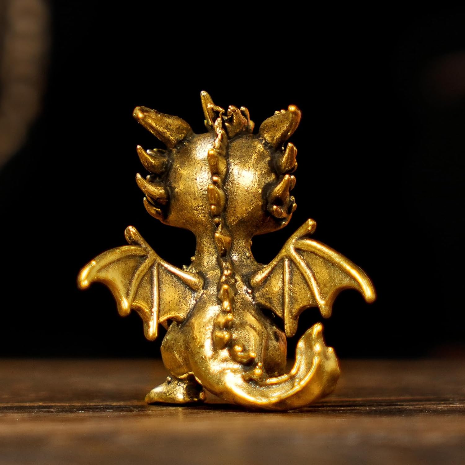 CHOVY Retro Flying Fire Dragon Ornament - Solid Brass Decor
