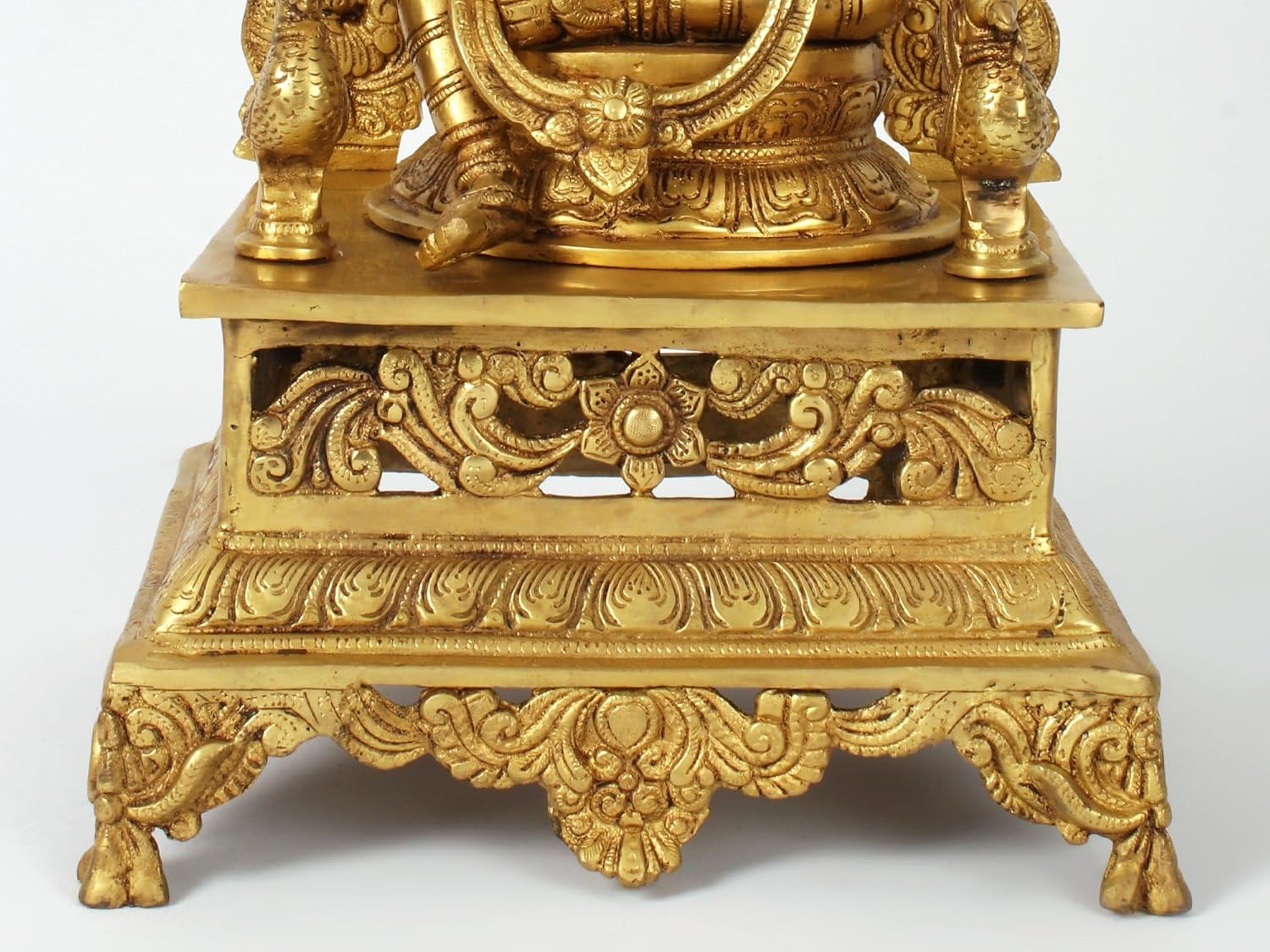 Brass Goddess Saraswati Statue with Veena 1