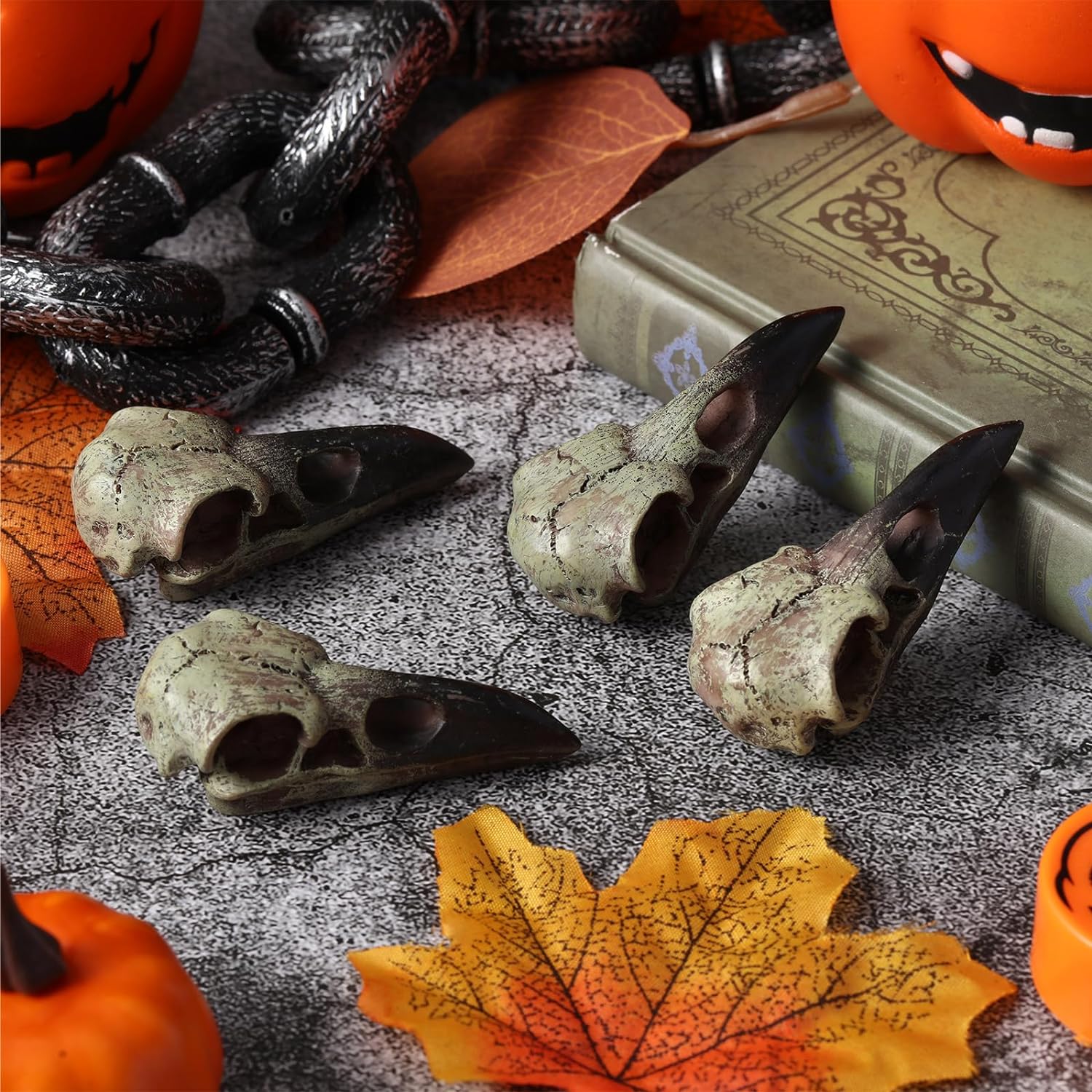 Geetery Halloween Raven Skull Wall Decor 4 Pcs